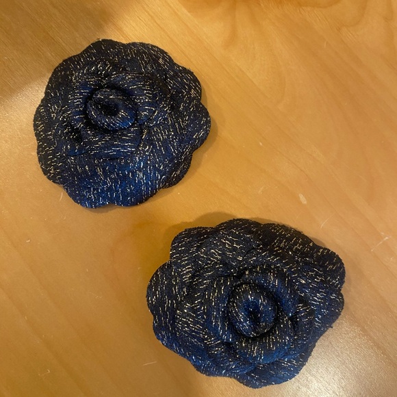 Authentic Chanel Ribbons and Camellia Flowers Bundle of 6 - Picture 2 of 15